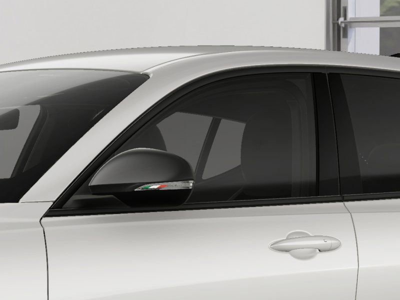 New 2026 Alfa Romeo Tonale image 13