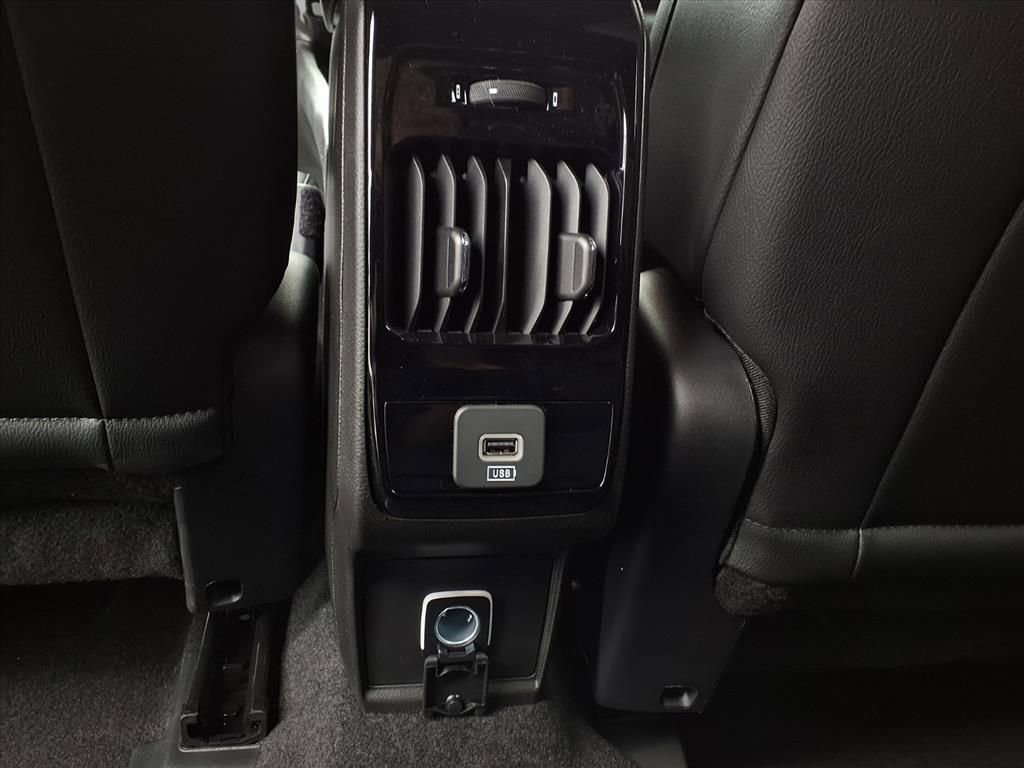 New 2026 Jeep Compass Latitude image 22