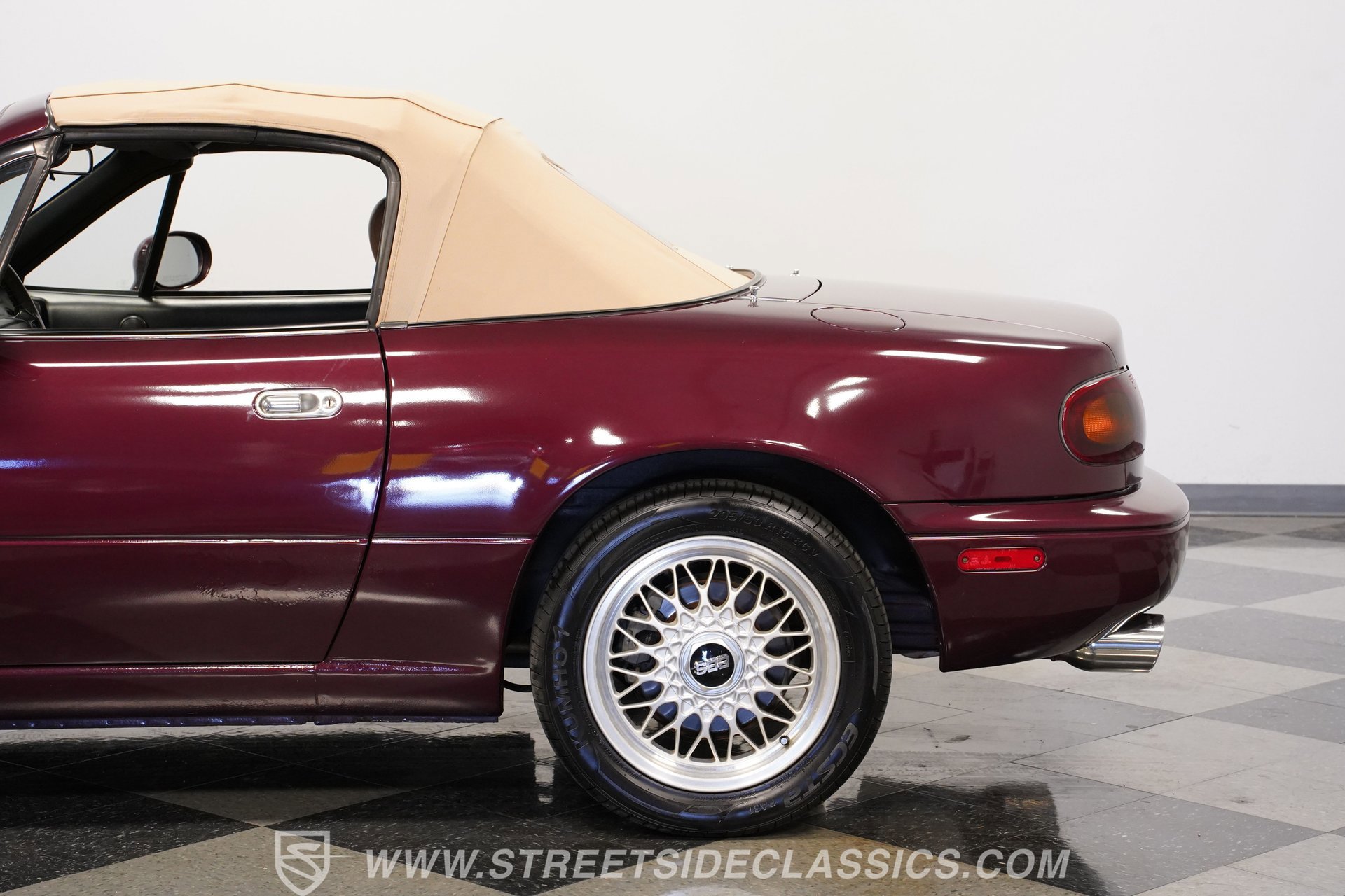 Used 1995 MAZDA MX-5 Miata M-Edition image 24