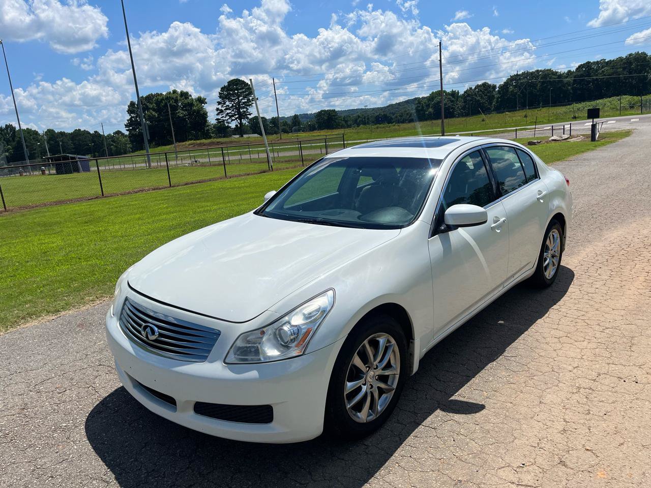 Used 2008 INFINITI G35 x Sedan w/ Premium Pkg AWD/4WD image 4