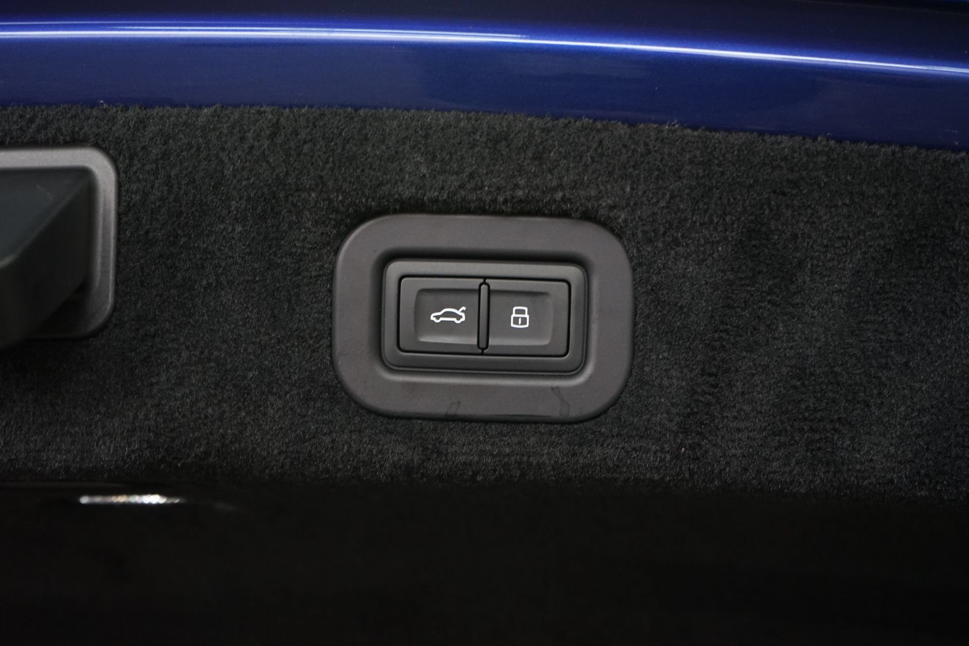 Used 2022 Bentley Flying Spur V8 AWD/4WD image 35