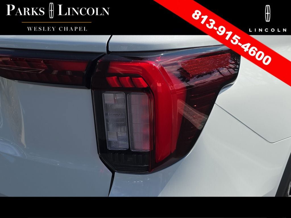 Used 2025 Ford Explorer ST-Line w/ Premium Package RWD image 7