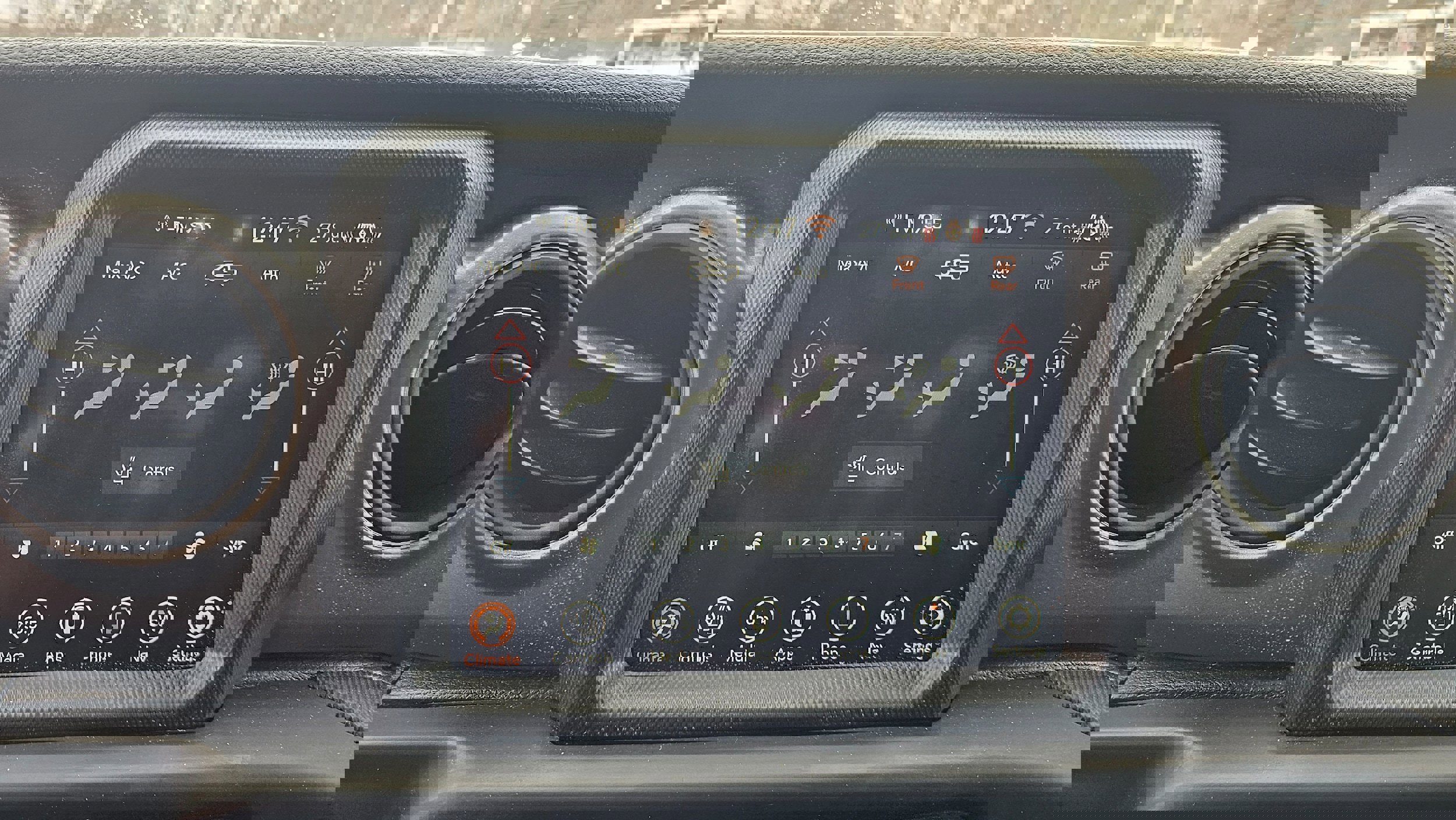 Used 2021 Jeep Gladiator Willys image 27