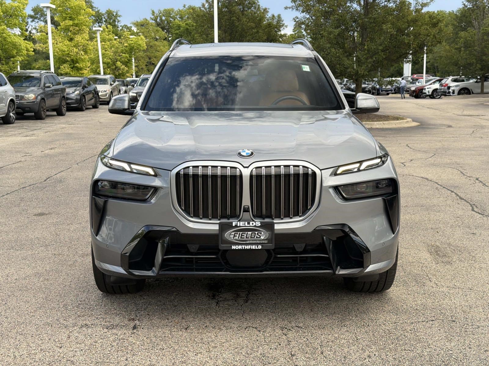 Certified 2024 BMW X7 xDrive40i w/ M Sport Package AWD/4WD image 2
