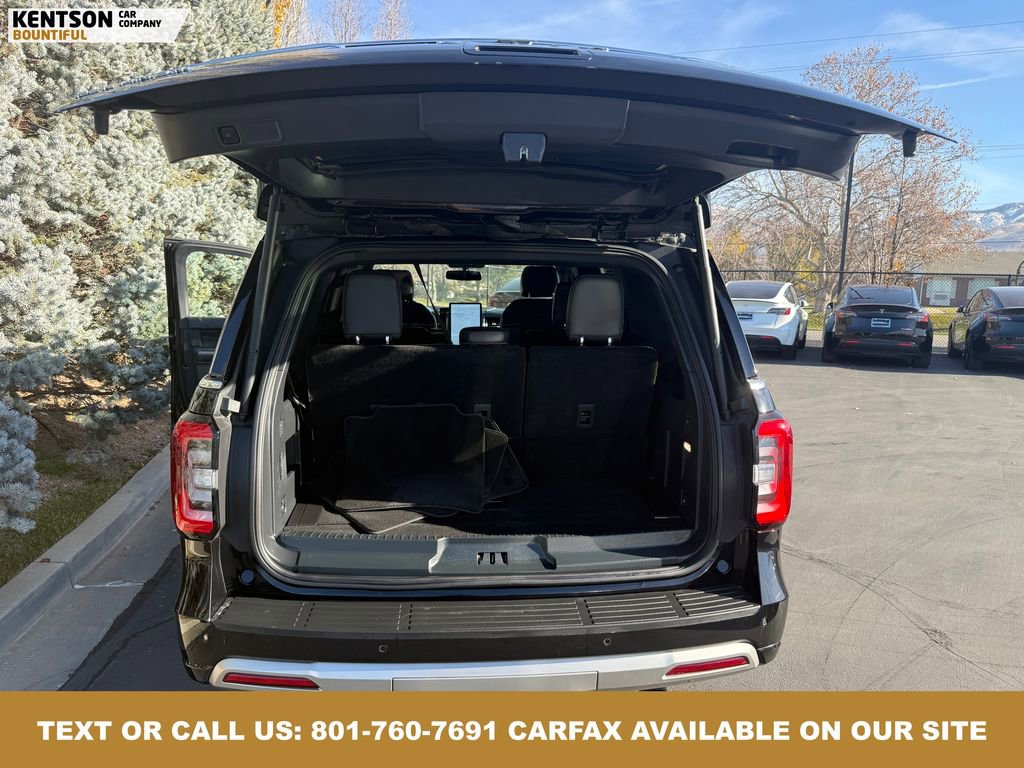 Used 2024 Ford Expedition Platinum image 43