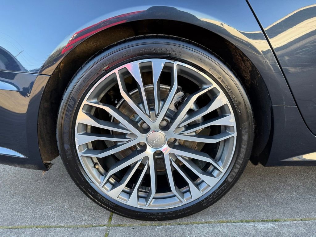 Used 2017 Audi A6 2.0T Premium image 11