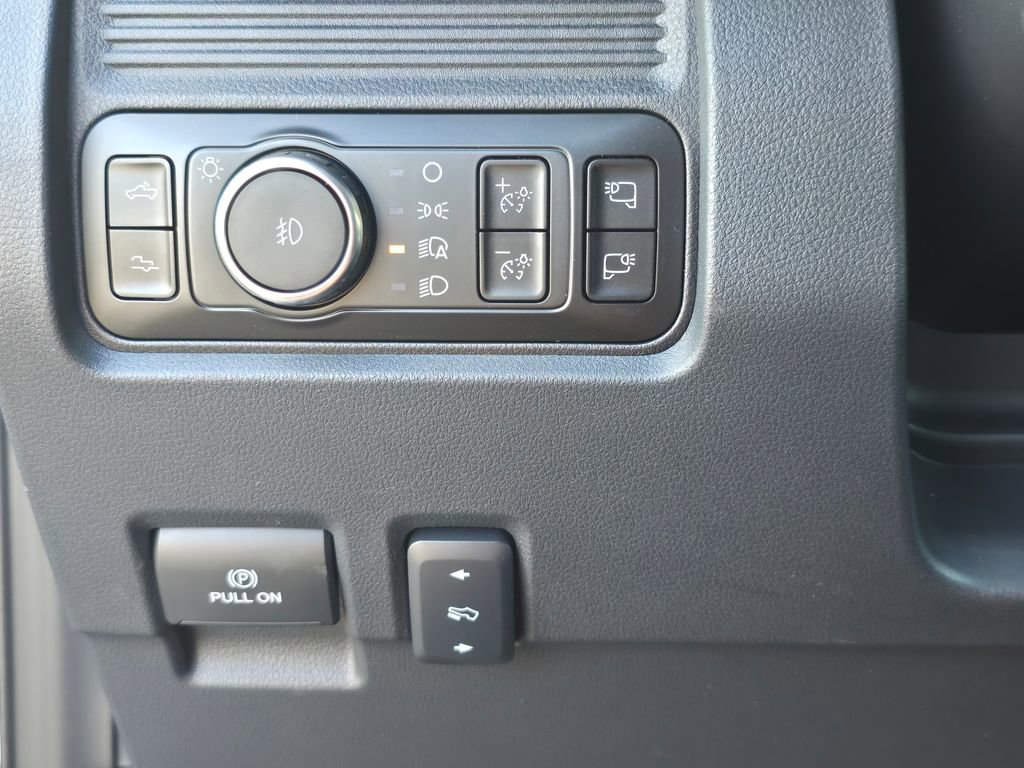 New 2026 Ford F250 Platinum AWD/4WD image 35
