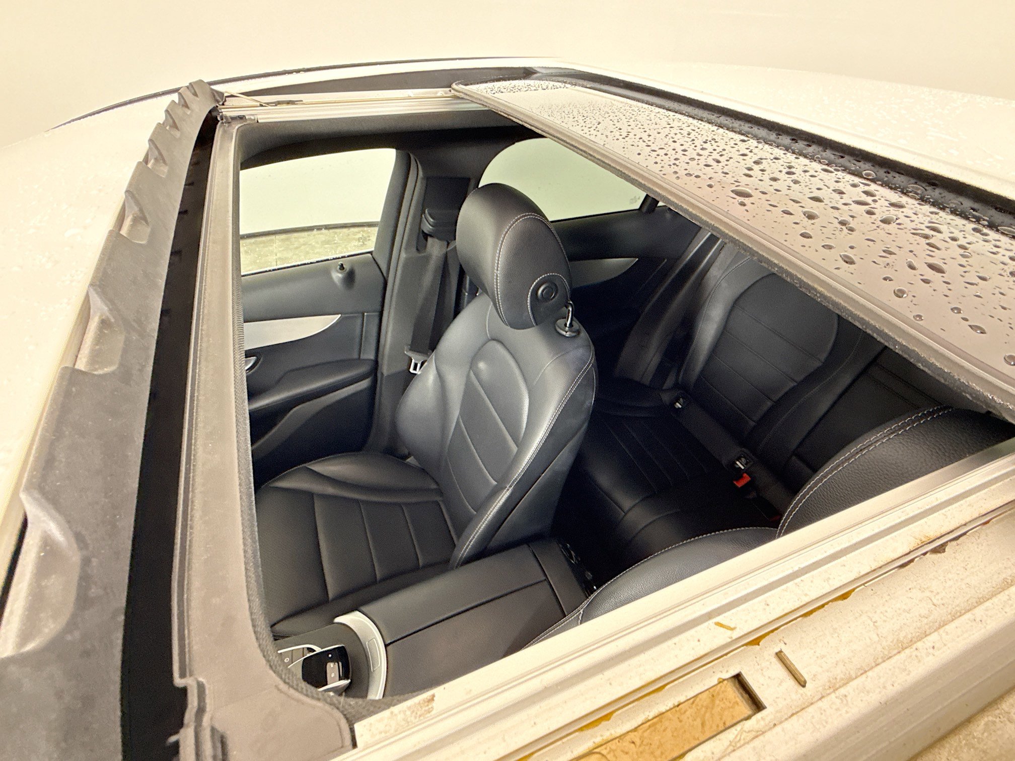 Used 2019 Mercedes-Benz GLC 300 4MATIC Coupe image 14