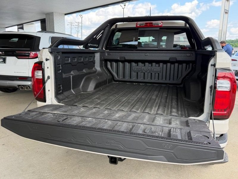 New 2026 GMC Canyon AT4 w/ Nightfall Edition AWD/4WD image 5