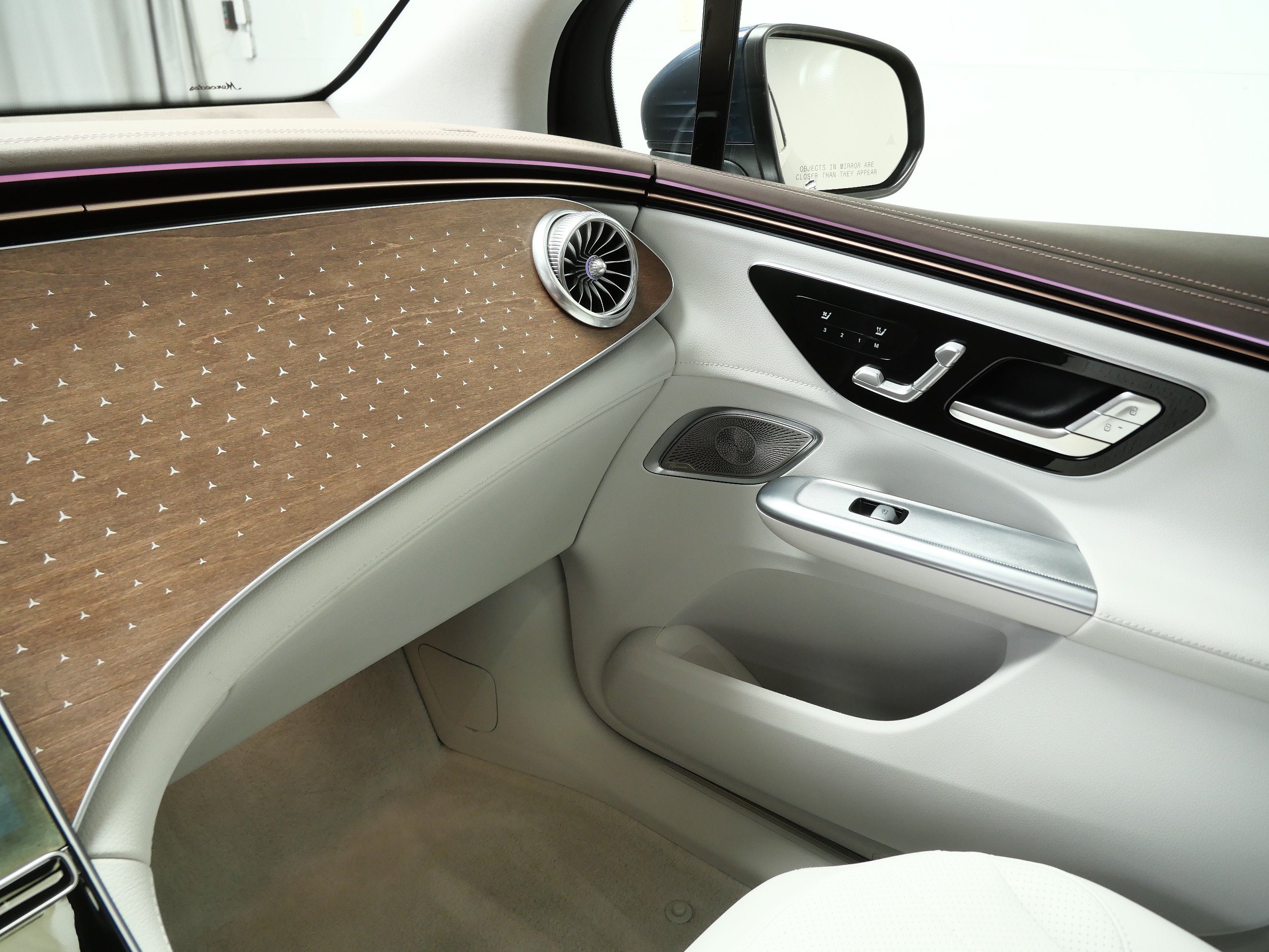 Certified 2023 Mercedes-Benz EQE 350+ 4MATIC SUV image 21