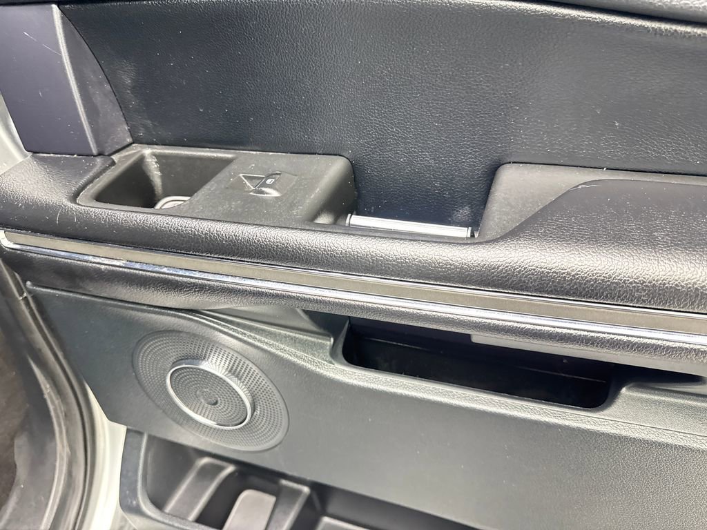 Used 2020 Ford Expedition Max XLT w/ Equipment Group 201A image 51