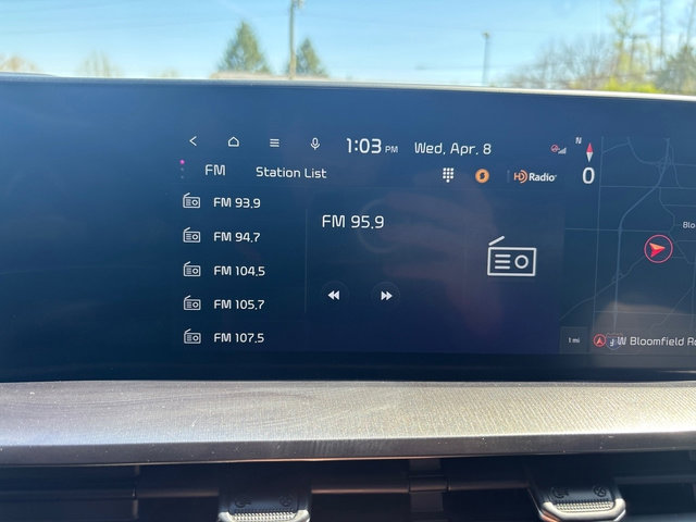 Used 2025 Kia Telluride S FWD image 25