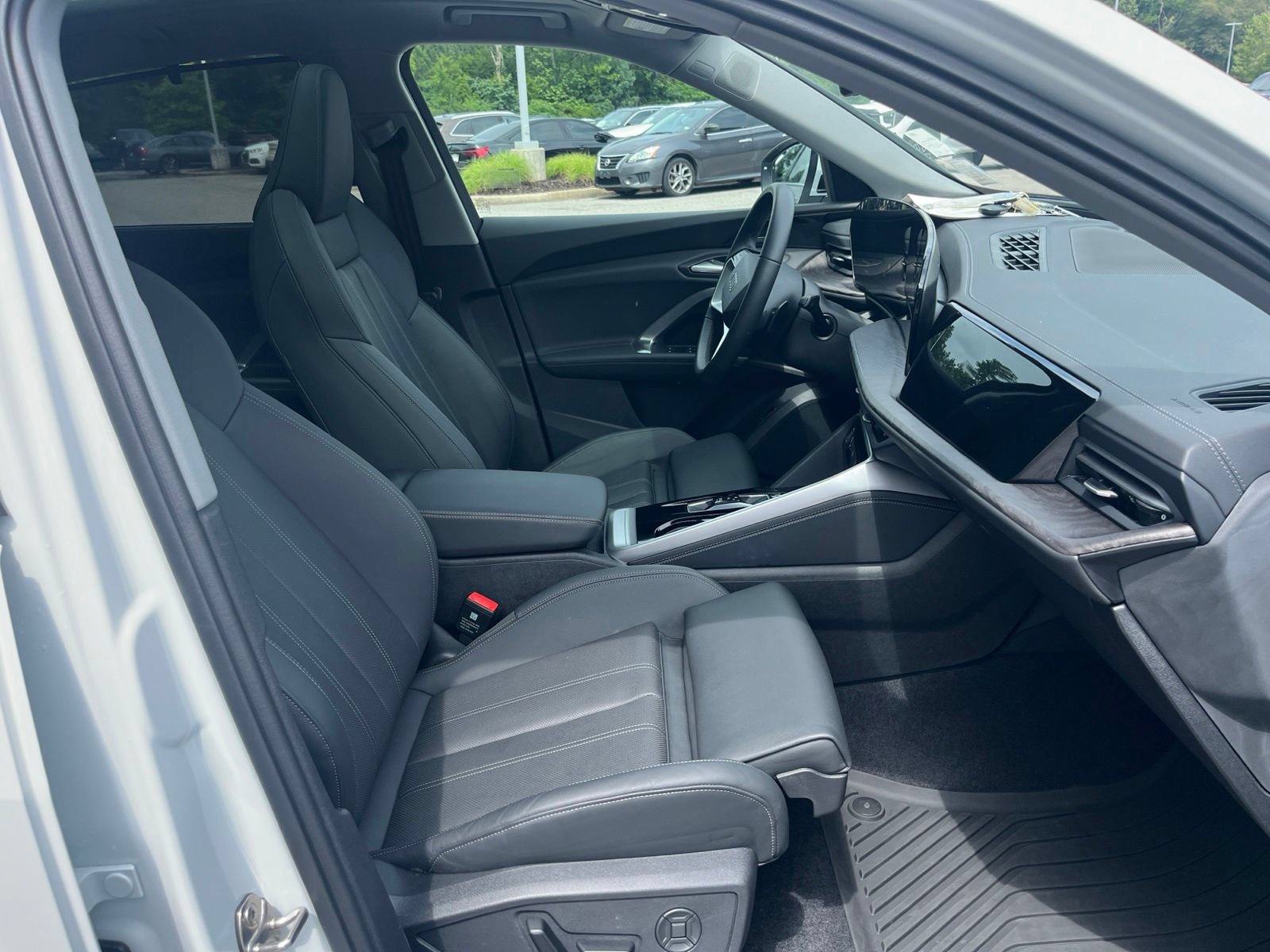 Used 2025 Audi Q5 Premium w/ Premium Plus AWD/4WD image 38