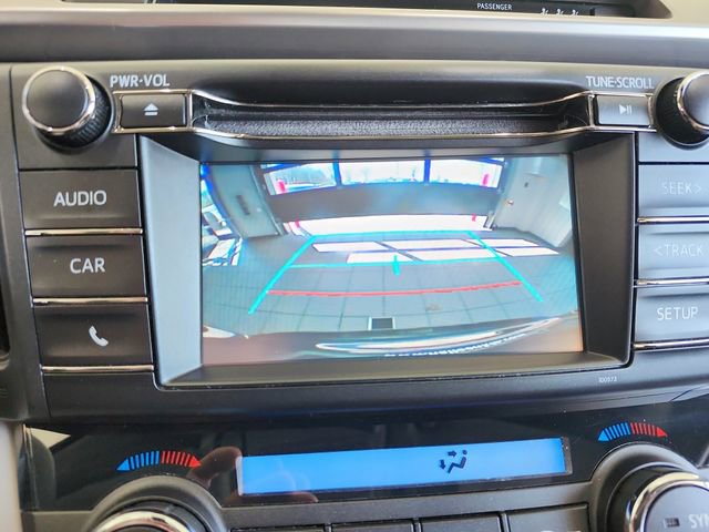 Used 2018 Toyota RAV4 LE AWD/4WD image 14