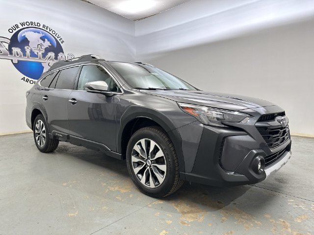 Used 2024 Subaru Outback Touring AWD/4WD image 12