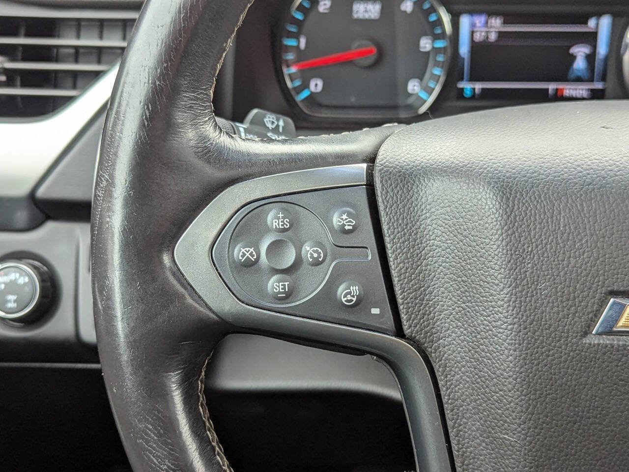 Used 2017 Chevrolet Tahoe LT image 24