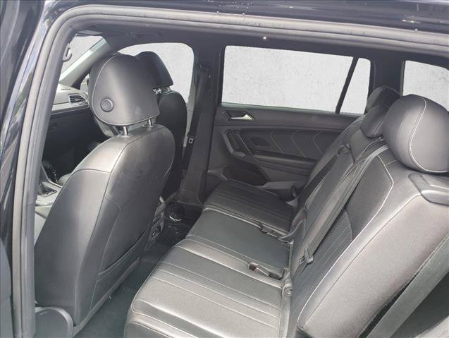Used 2023 Volkswagen Tiguan SE R-Line FWD image 27