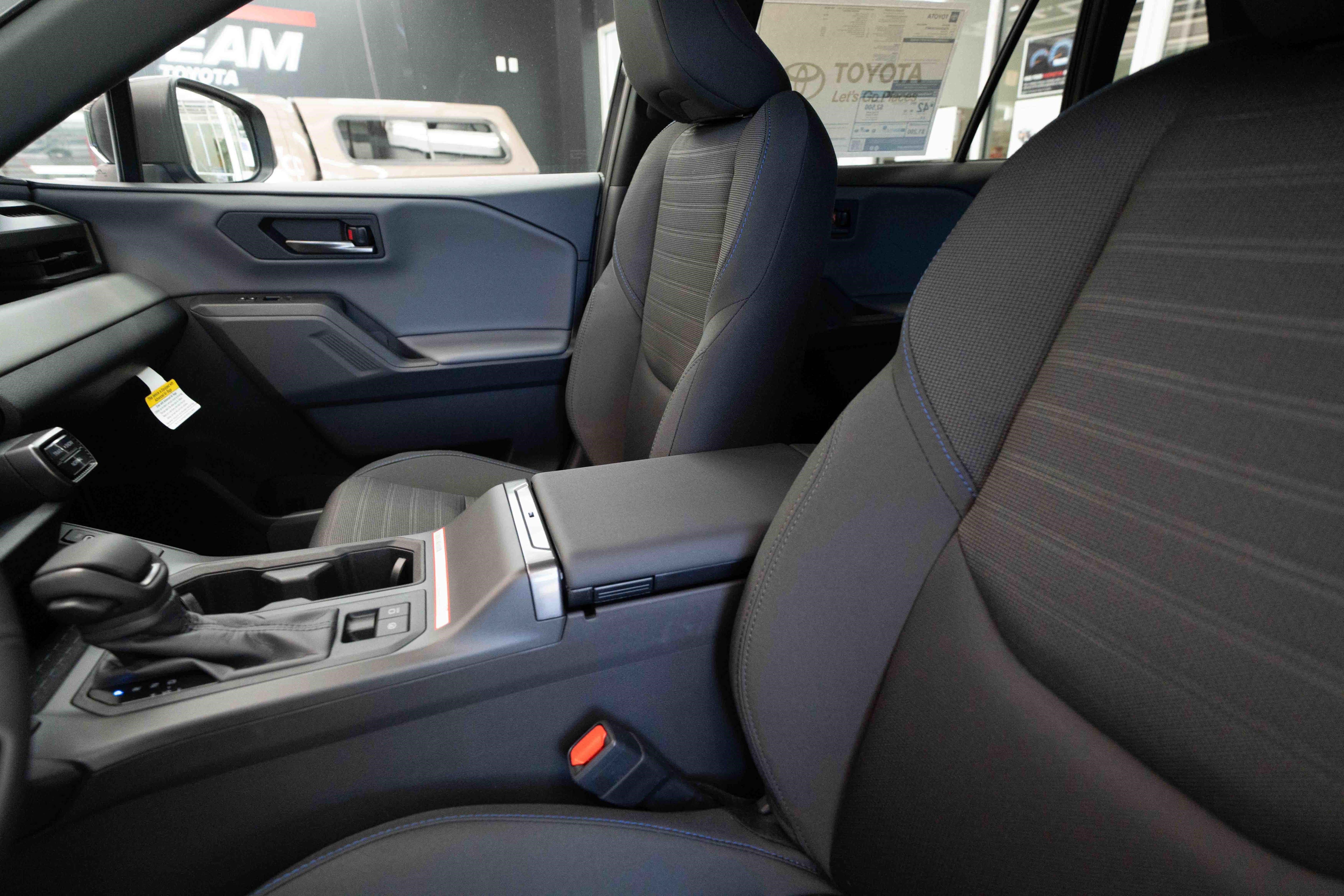 New 2026 Toyota RAV4 SE AWD/4WD image 10