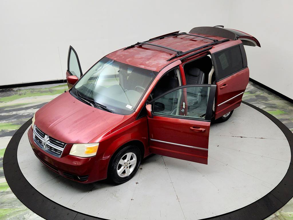 Used 2009 Dodge Grand Caravan SXT FWD image 36