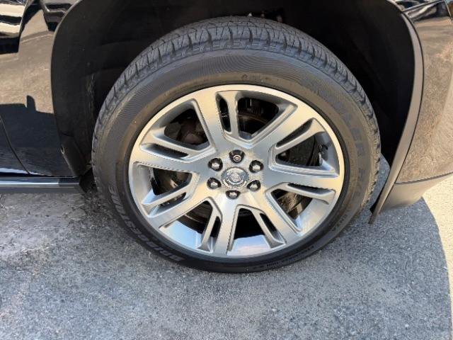 Used 2015 Cadillac Escalade ESV Premium AWD/4WD image 12
