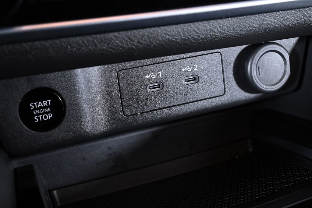 Certified 2025 Nissan Rogue S image 18