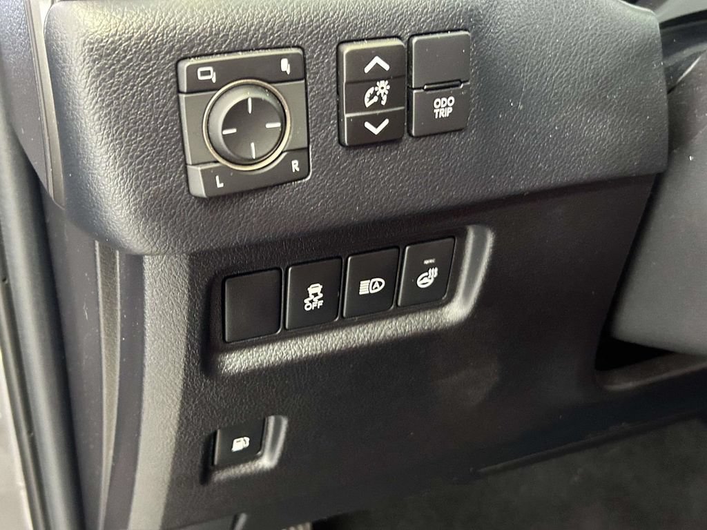 Used 2023 Lexus GX 460 Premium w/ Premium Package AWD/4WD image 20