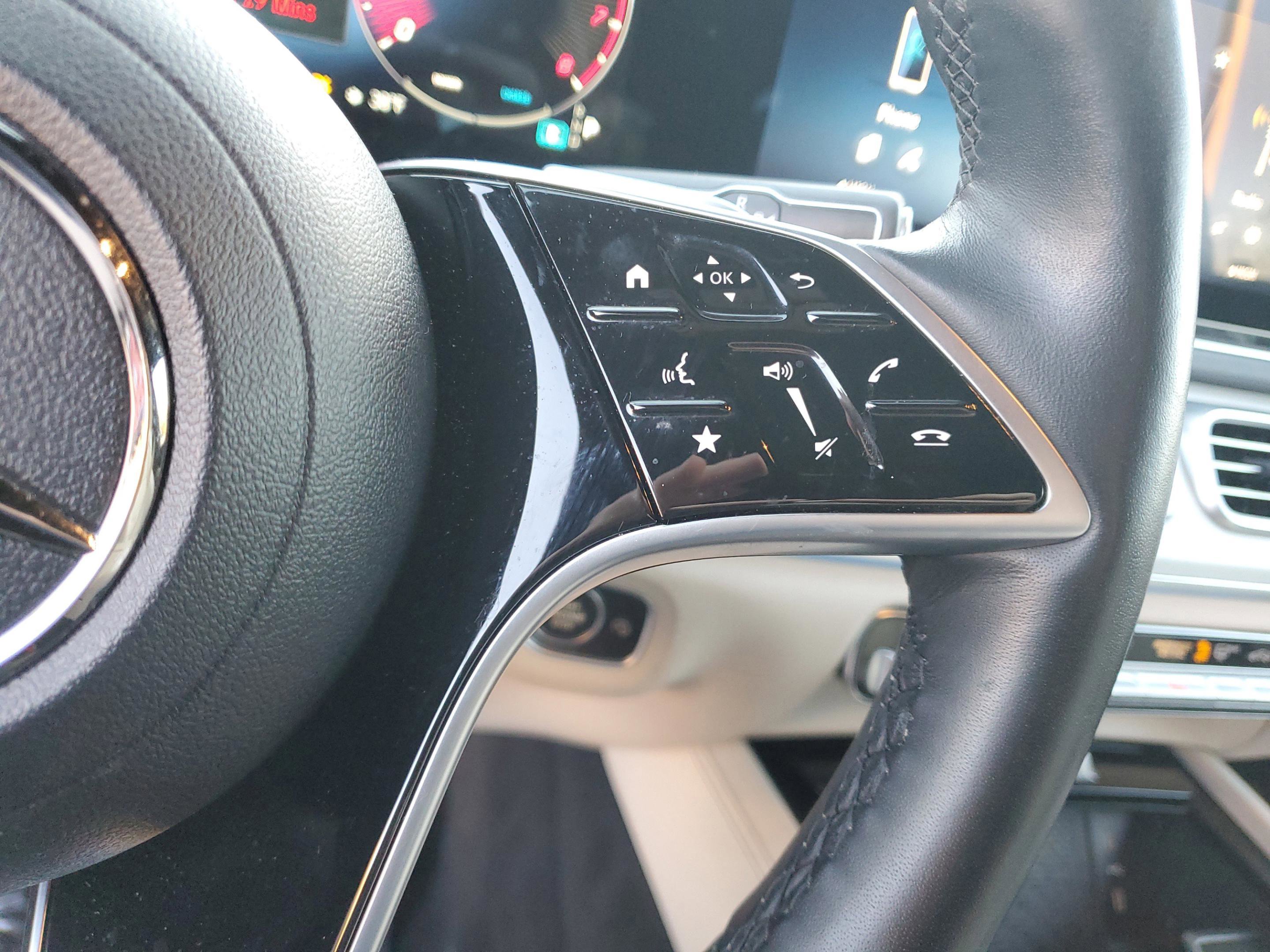 Used 2025 Mercedes-Benz GLE 350 4MATIC image 31