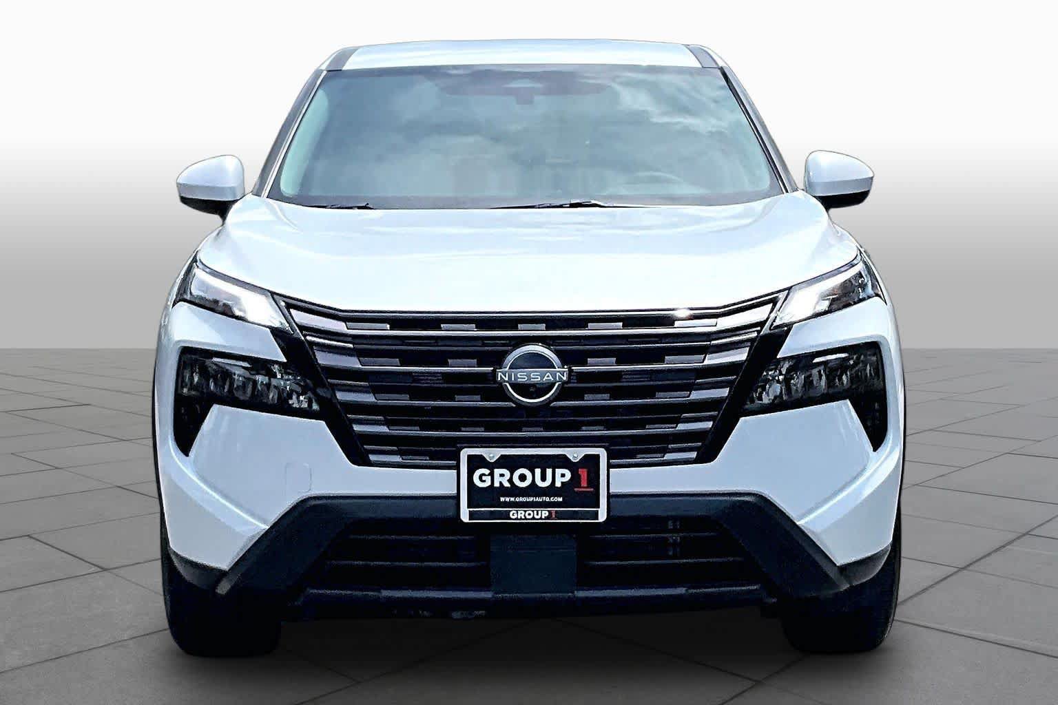 New 2026 Nissan Rogue SV FWD image 3