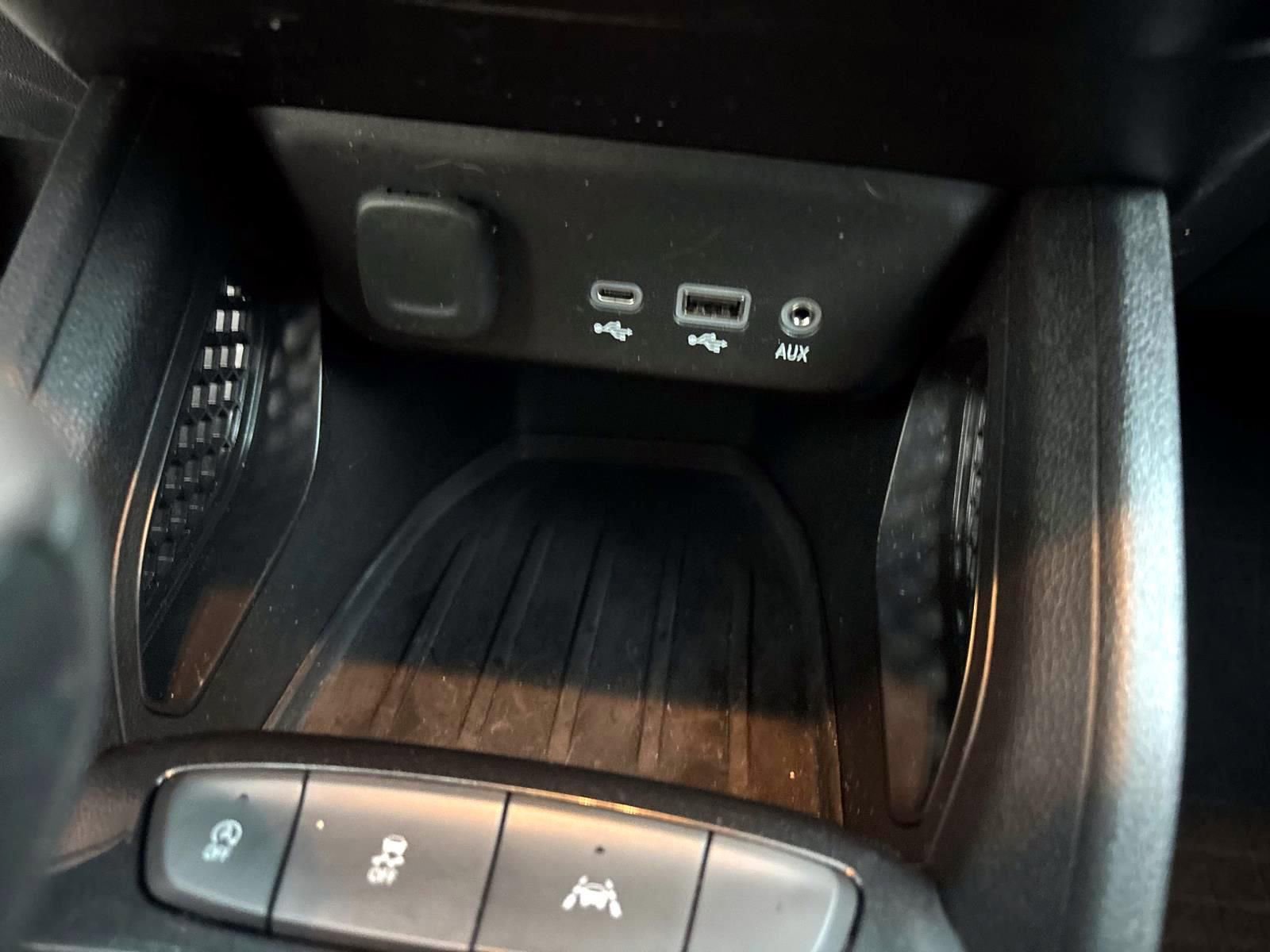 Used 2021 Chevrolet TrailBlazer LT w/ Convenience Package image 23