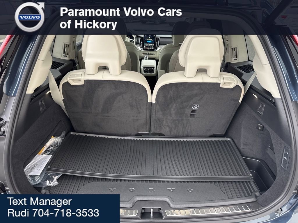 New 2026 Volvo XC90 B6 Ultra w/ Lounge Package image 11