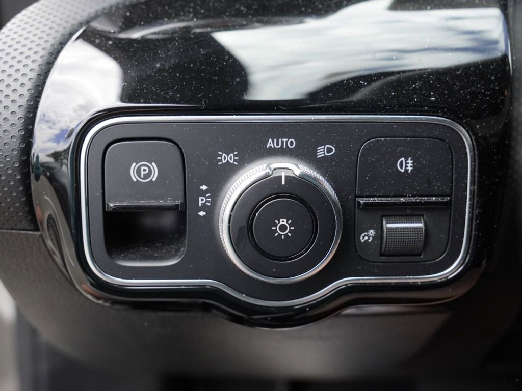 Used 2019 Mercedes-Benz A 220 image 10