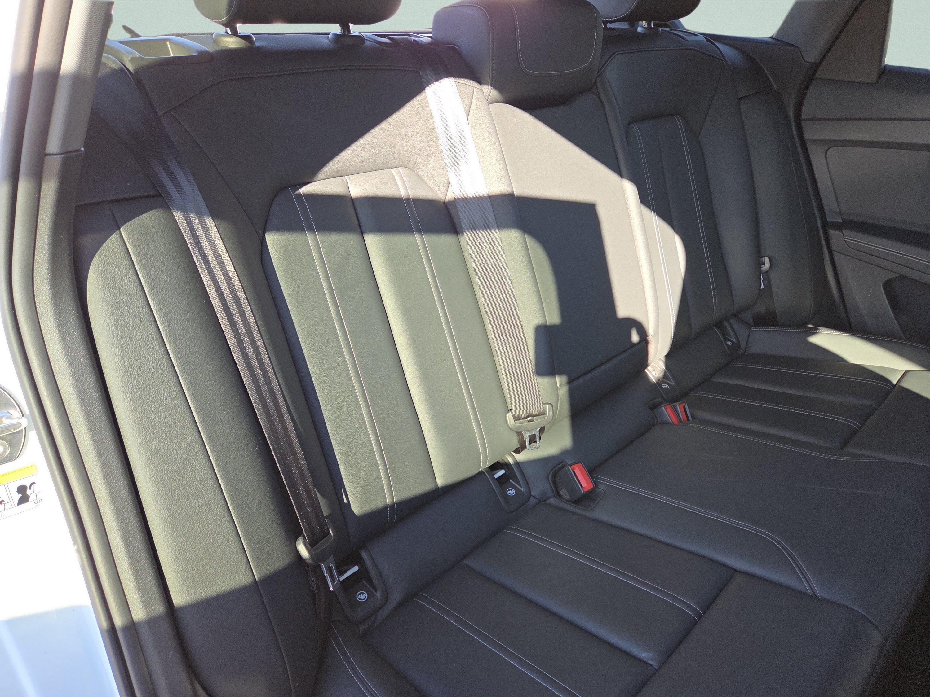 Used 2023 Audi Q4 e-tron Premium Plus w/ Premium Plus AWD/4WD image 5