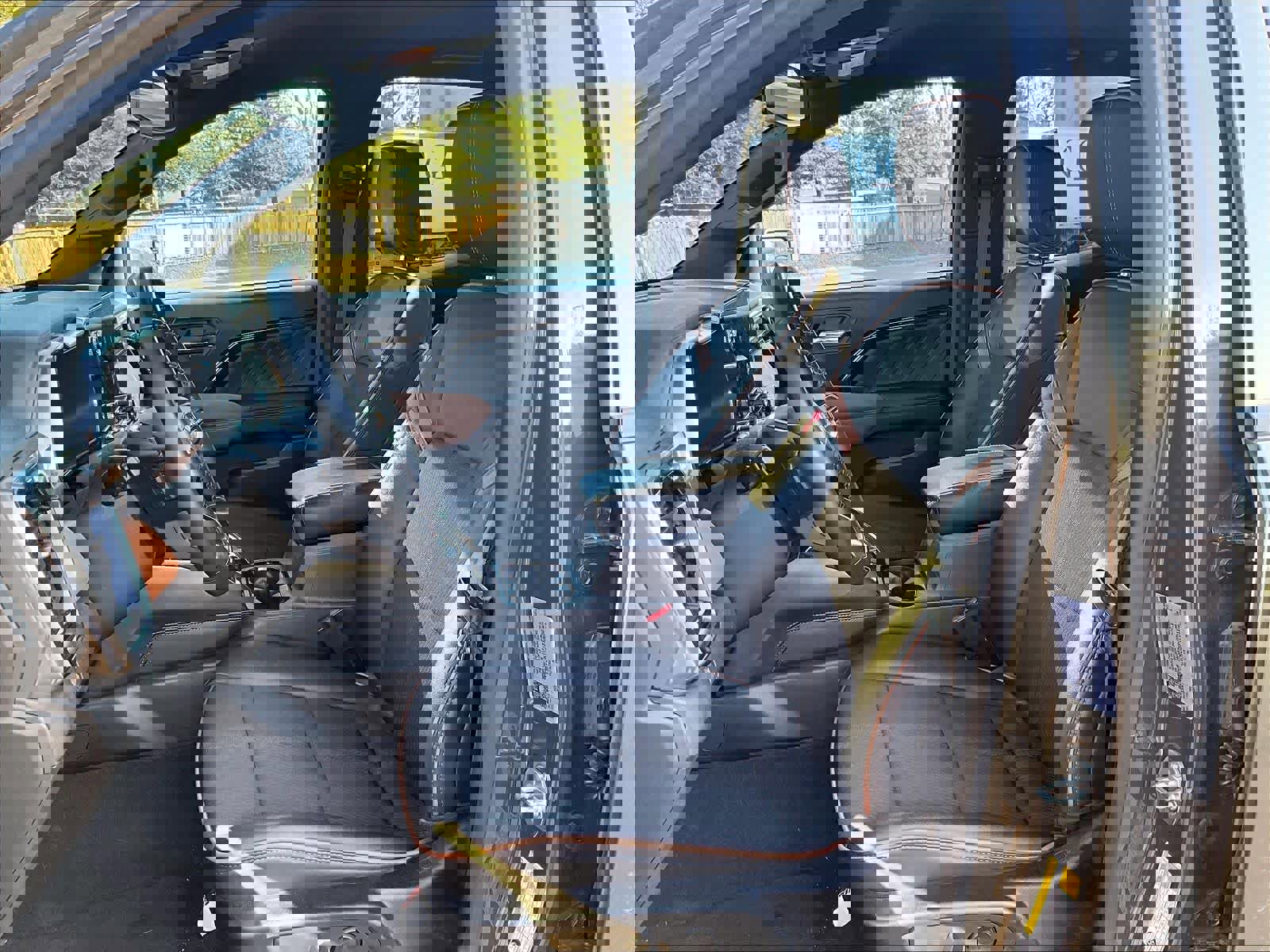 Used 2023 GMC Canyon AT4 w/ Technology Package image 26