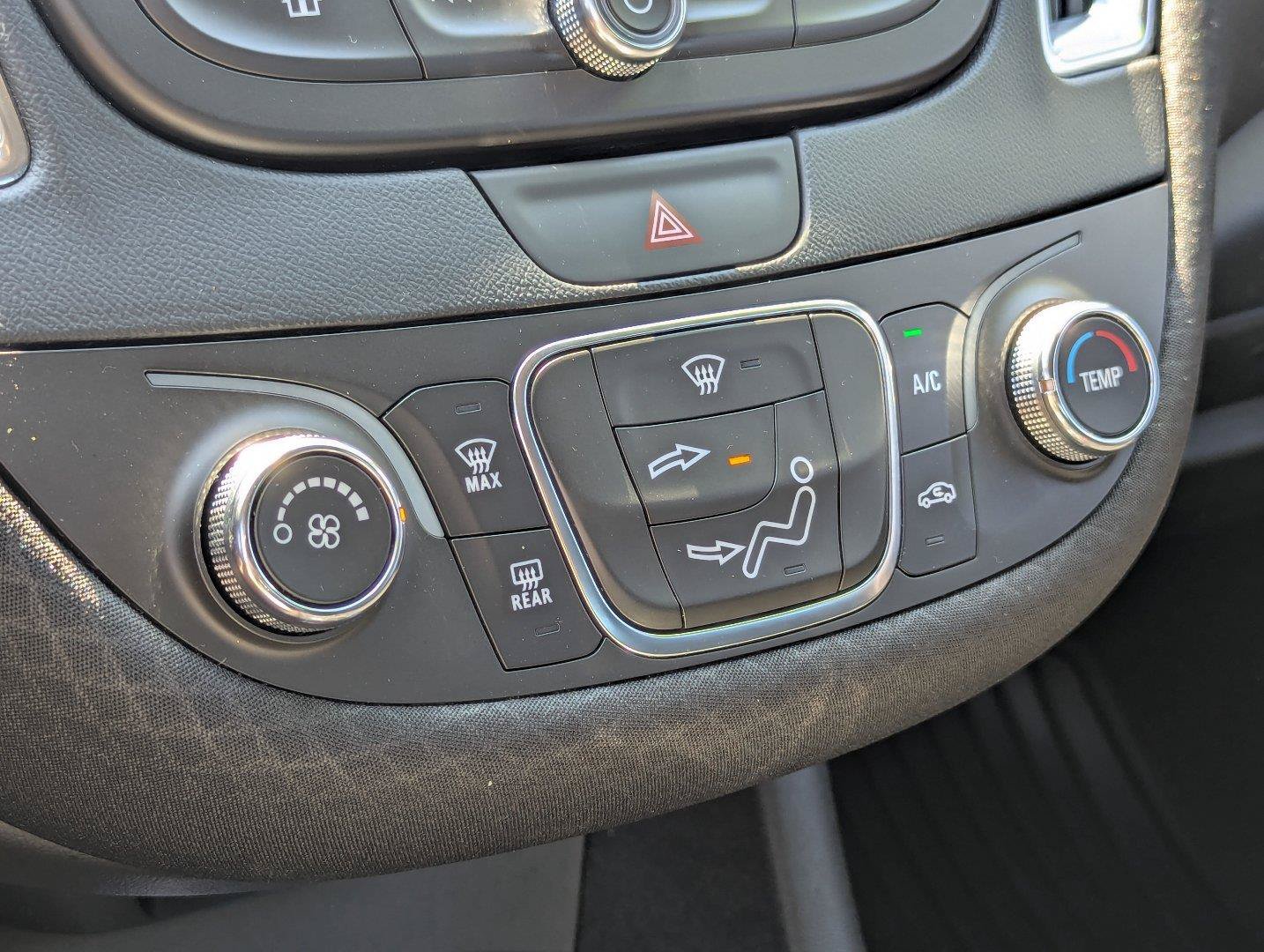 Used 2016 Chevrolet Malibu LT FWD image 20