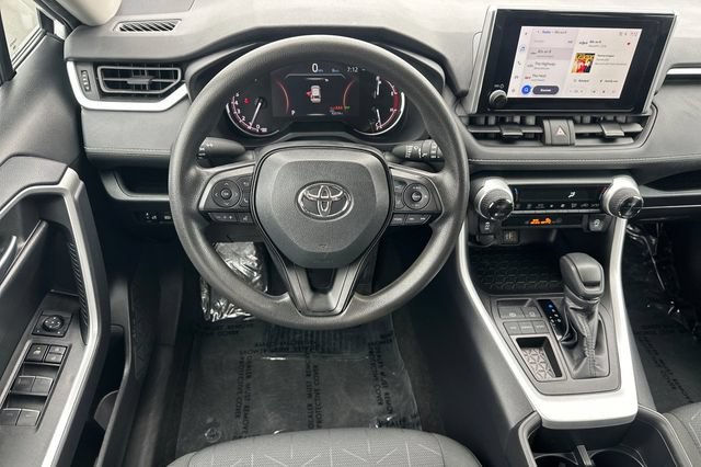 Certified 2024 Toyota RAV4 XLE FWD image 18
