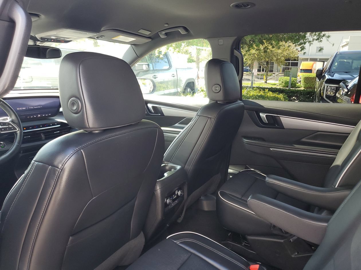 Used 2026 Buick Enclave Preferred FWD image 9