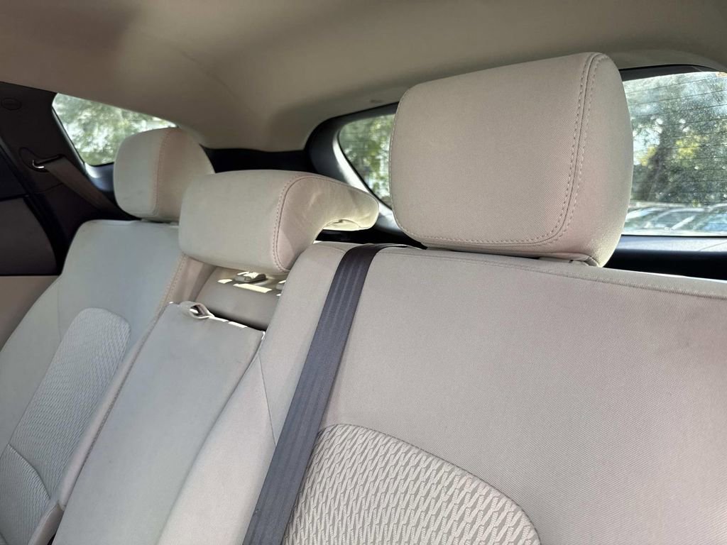 Used 2018 Hyundai Santa Fe Sport w/ 2.4L Value Package 02 image 15