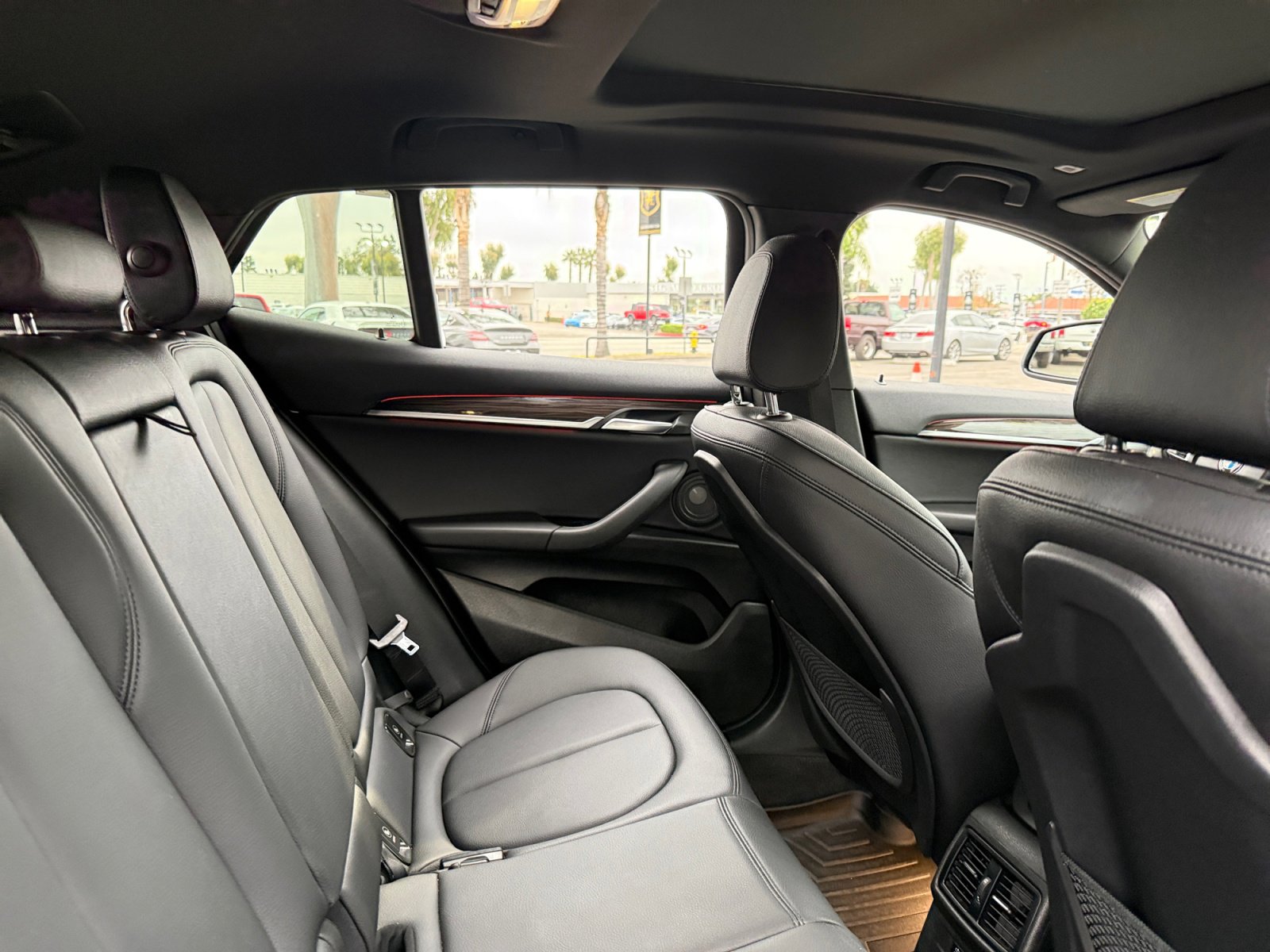 Used 2022 BMW X2 sDrive28i w/ M Sport X Package image 17