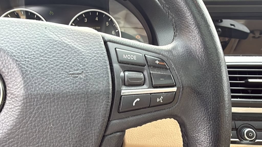 Used 2014 BMW 528i Sedan RWD image 33