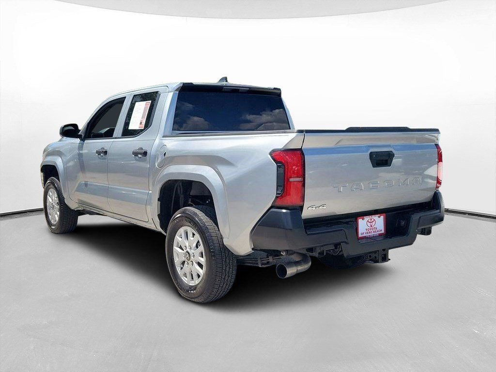 Certified 2024 Toyota Tacoma SR AWD/4WD image 6