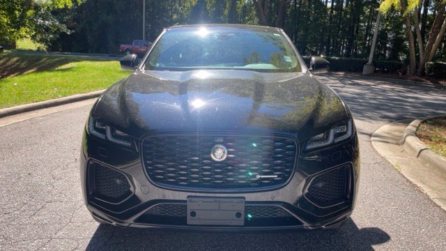 Certified 2024 Jaguar F-PACE R-Dynamic S AWD/4WD image 3