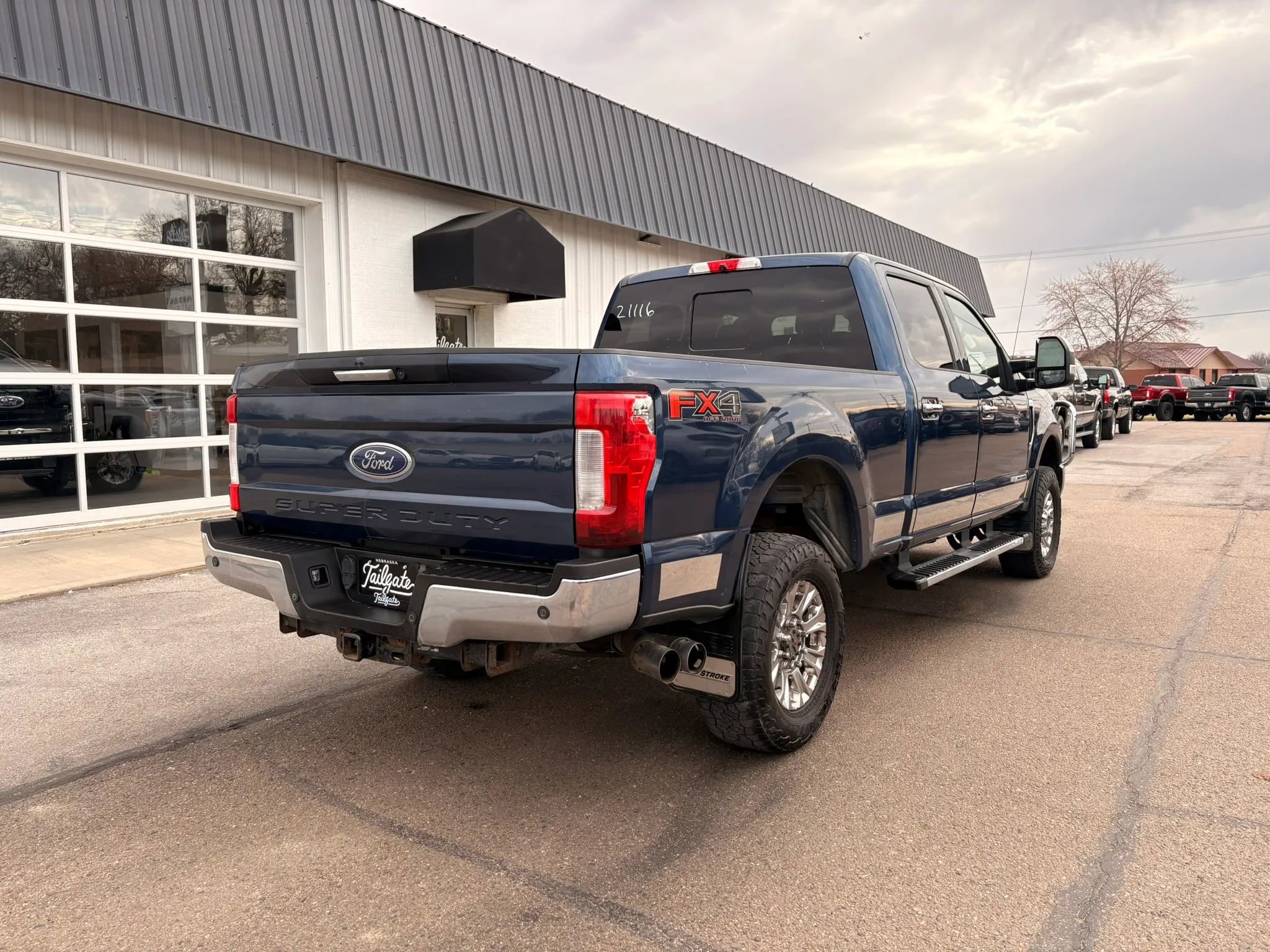 Used 2017 Ford F250 Lariat w/ Chrome Package AWD/4WD image 6