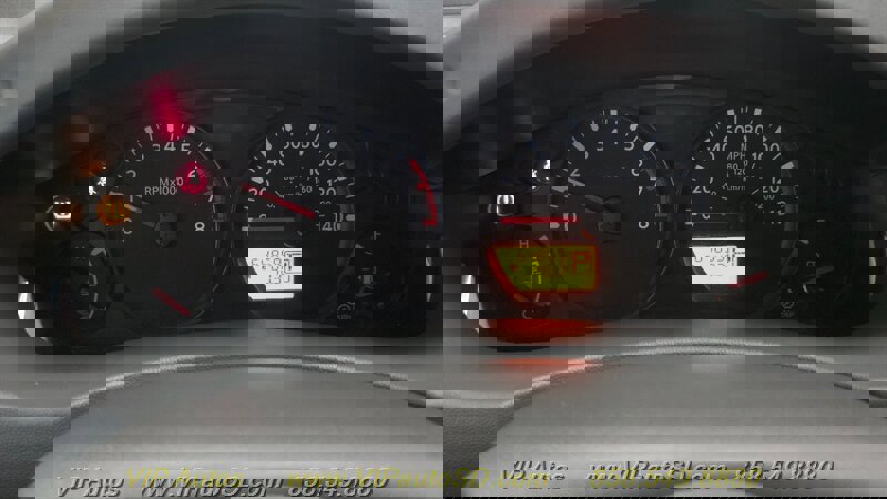 Used 2014 Nissan Frontier S image 13