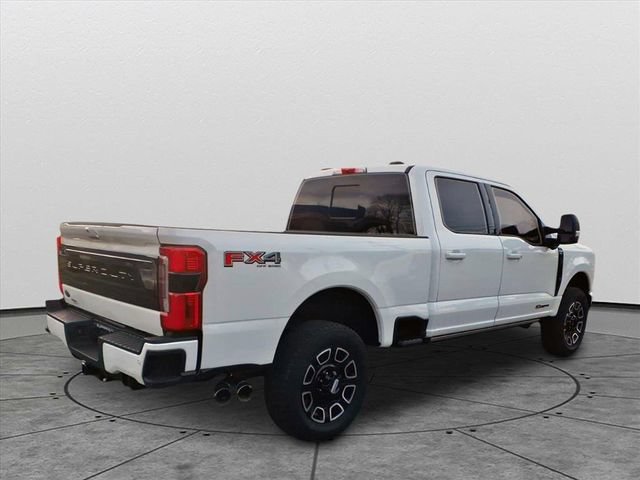 Used 2025 Ford F350 Platinum AWD/4WD image 4