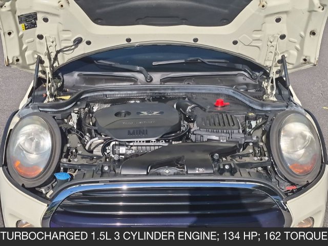 Used 2017 MINI Cooper 2-Door Hardtop FWD image 17