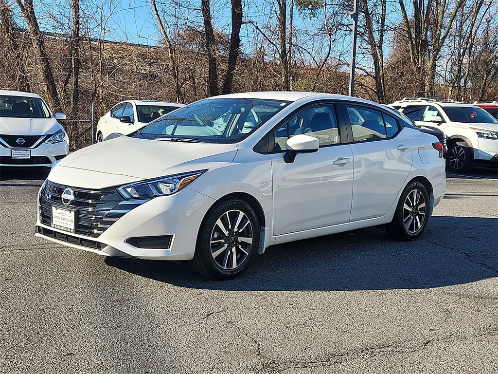 Used 2024 Nissan Versa SV w/ Trunk Package image 3