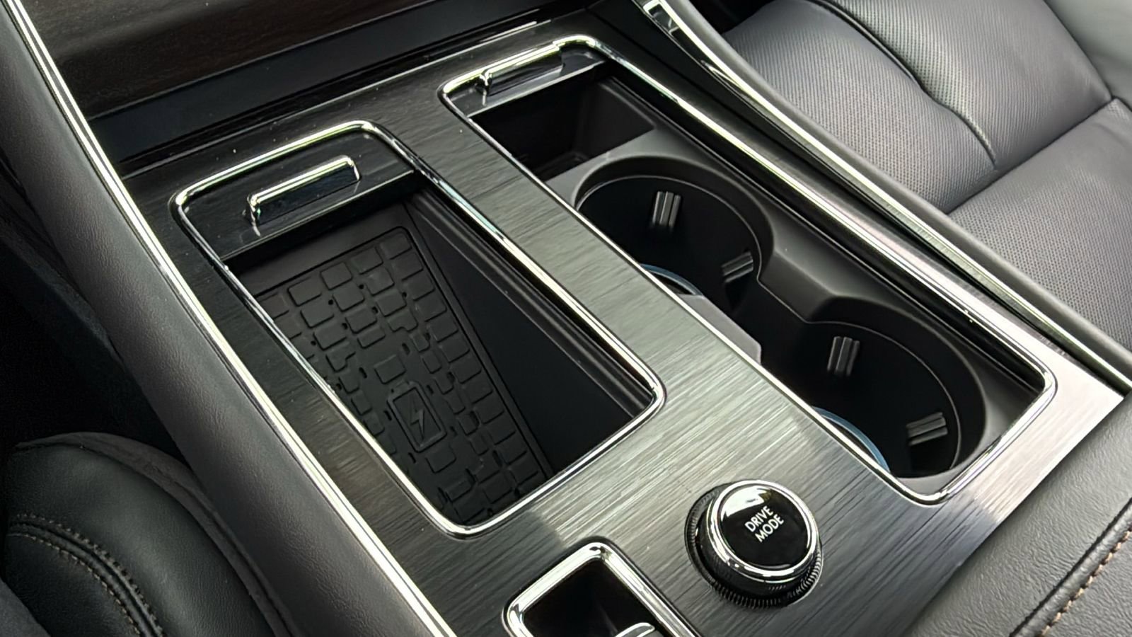 New 2026 Lincoln Aviator Reserve AWD/4WD image 22