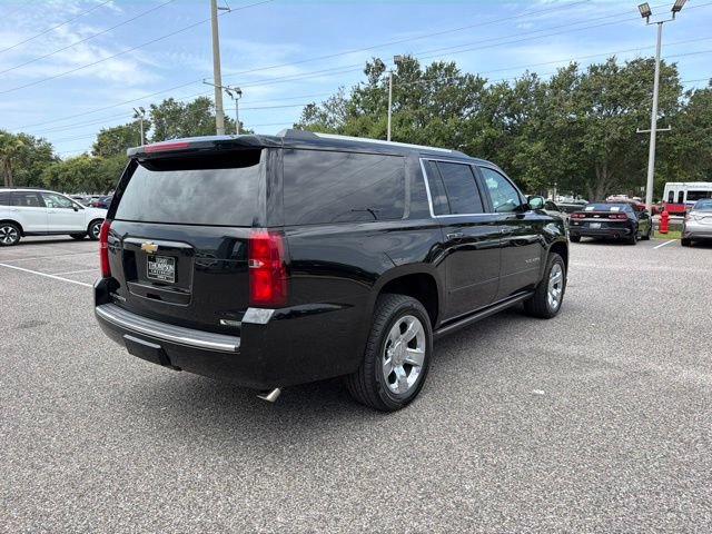 Used 2018 Chevrolet Suburban Premier RWD image 5