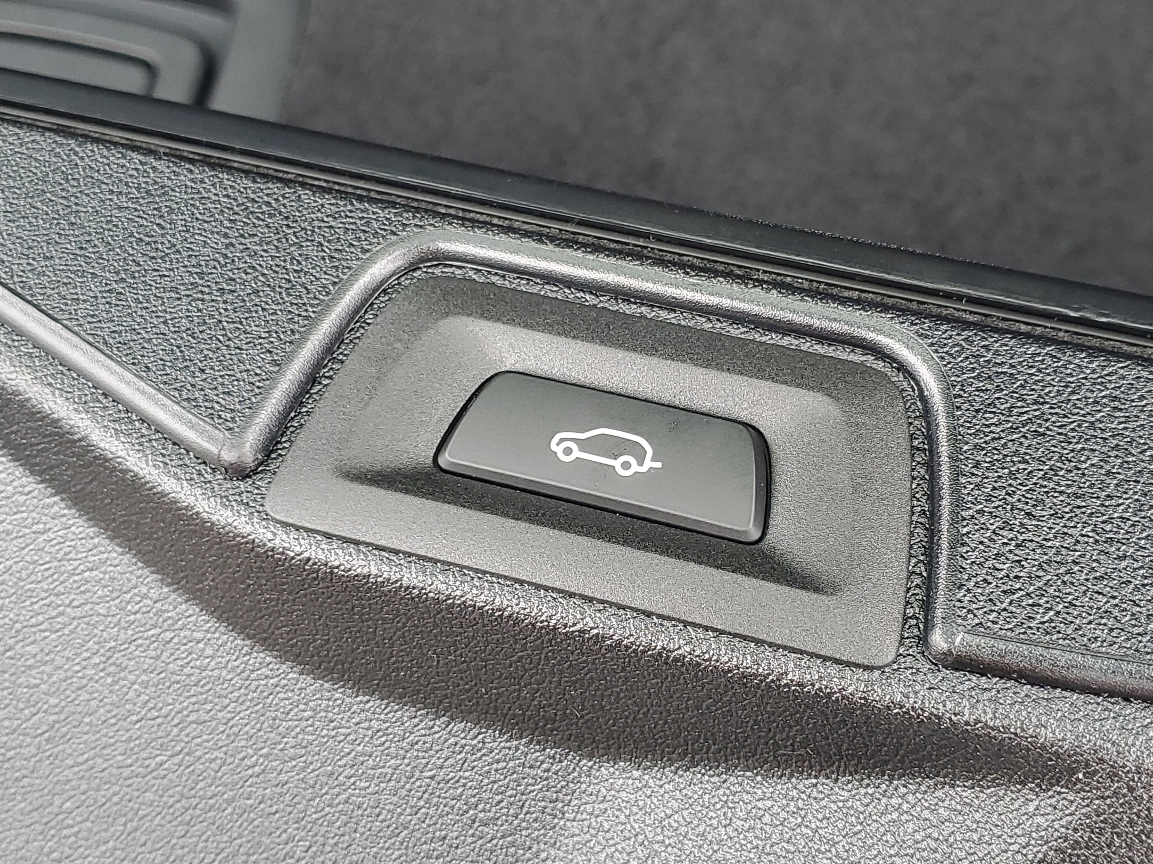 New 2026 BMW X5 xDrive40i w/ M Sport Package image 27