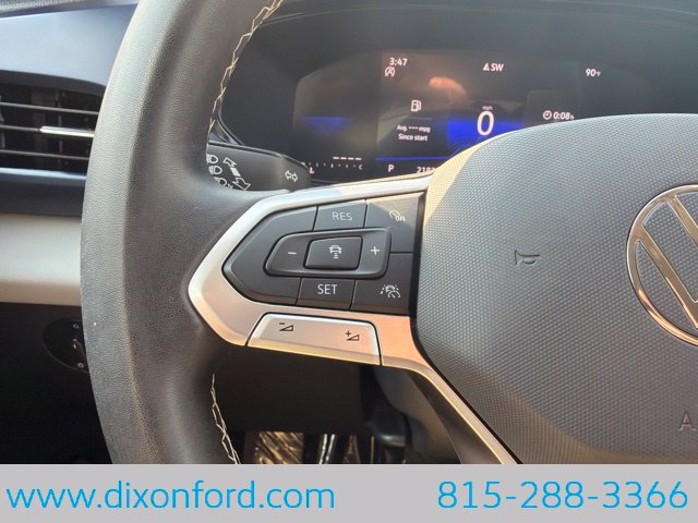 Used 2023 Volkswagen Taos SE FWD image 14